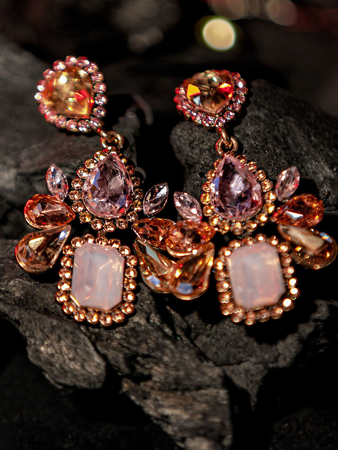 

Senshi Geometric Drop Earrings, Gold