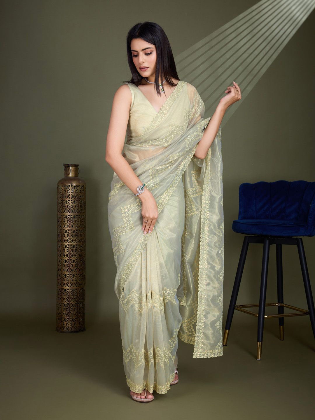 

Meena Bazaar Embellished Embroidered Tissue Saree, Green