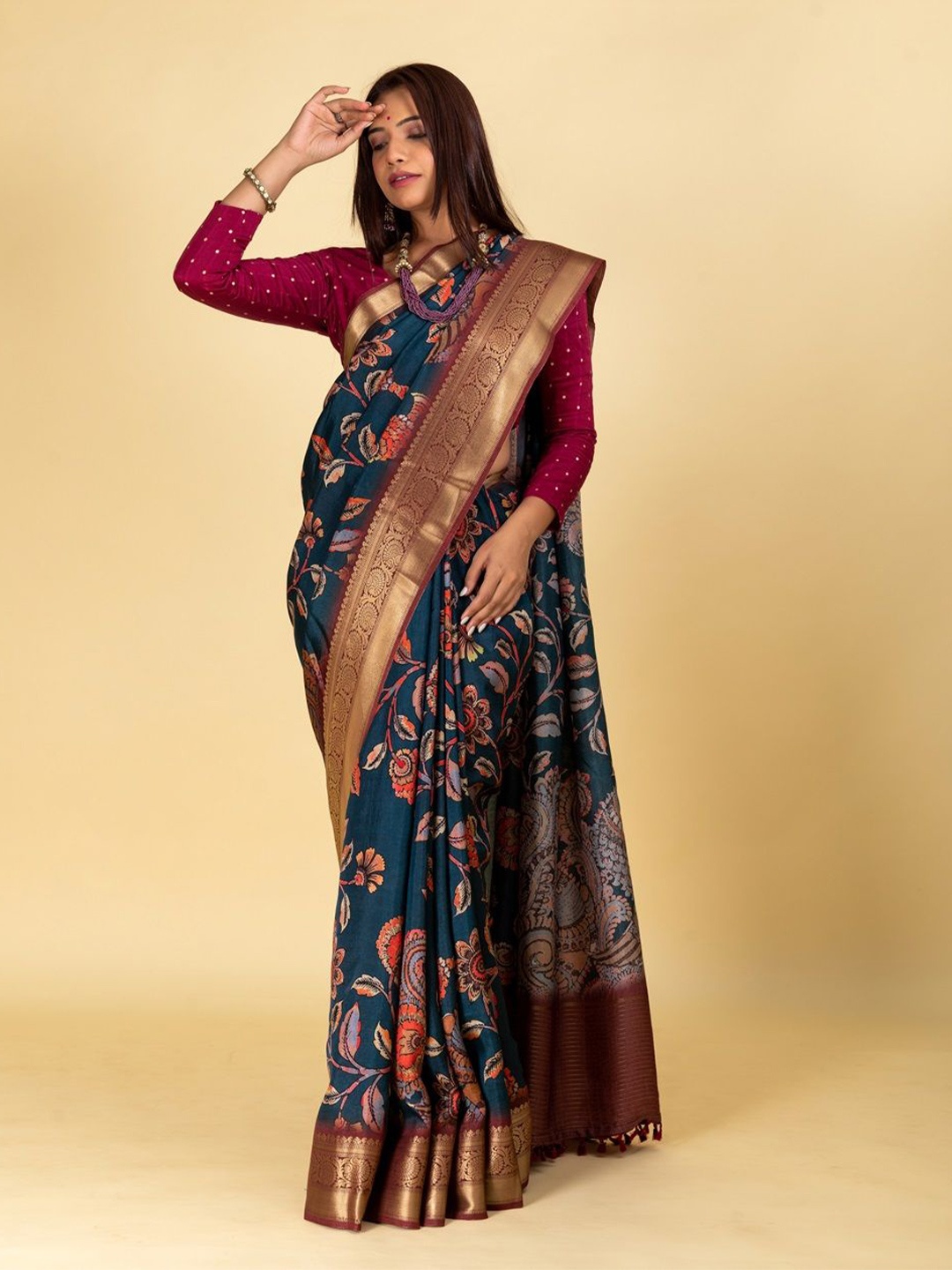 

Ekana Floral Saree, Blue