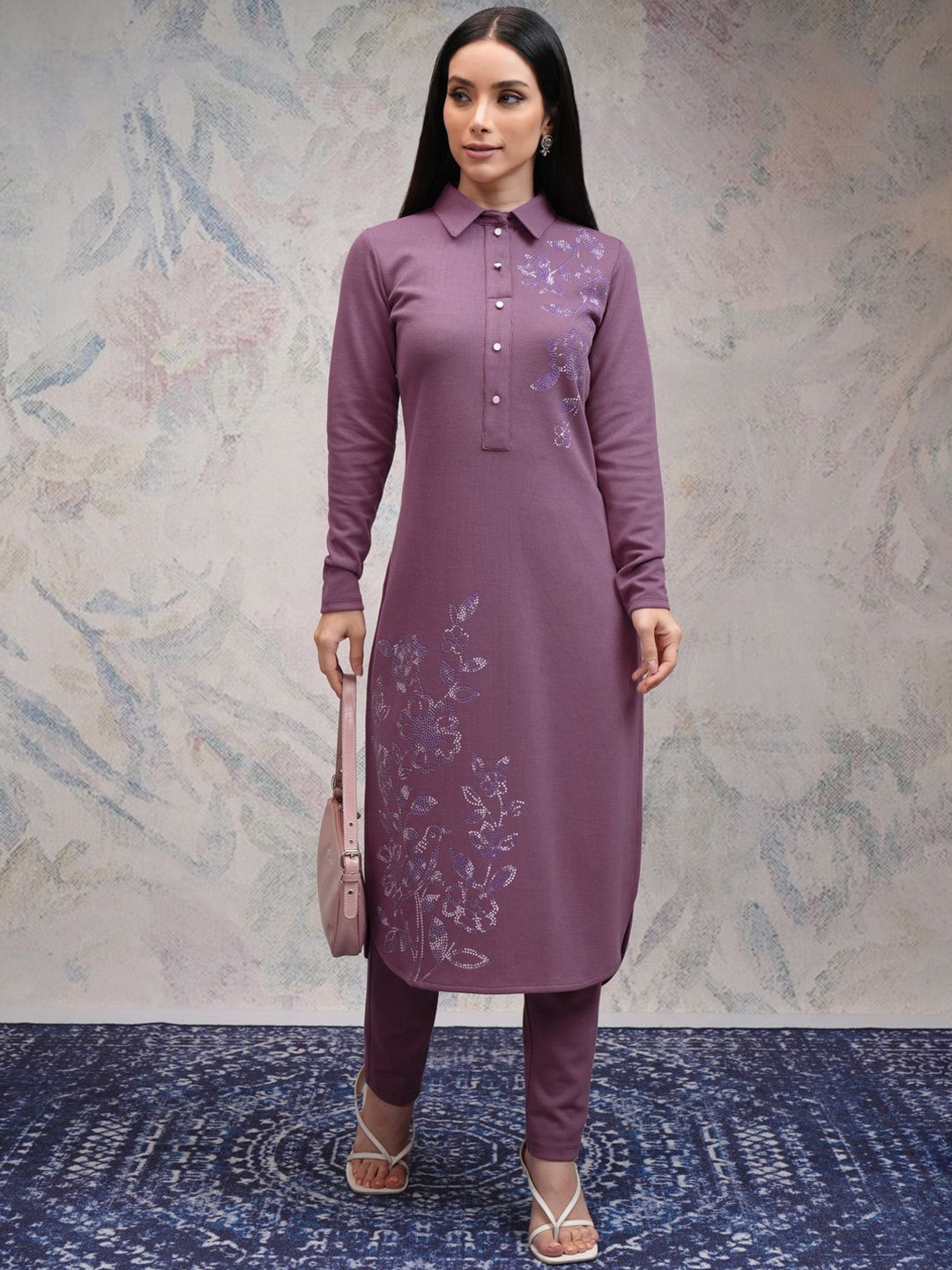 

Vishudh Women Floral Printed Regular Kurta with Trousers, Purple