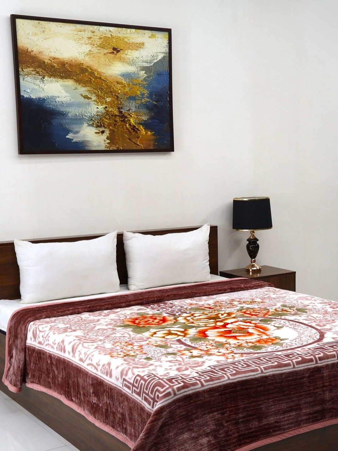 

Signature Brown & White Floral Heavy Winter 550 GSM Double Bed Blanket