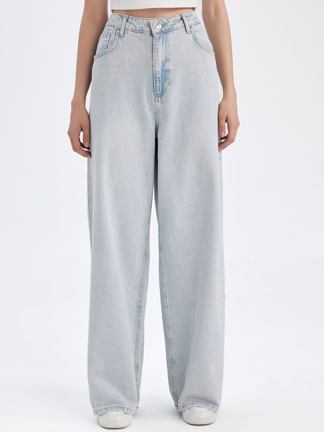 

DeFacto Women Mid-Rise Regular Trousers, Na
