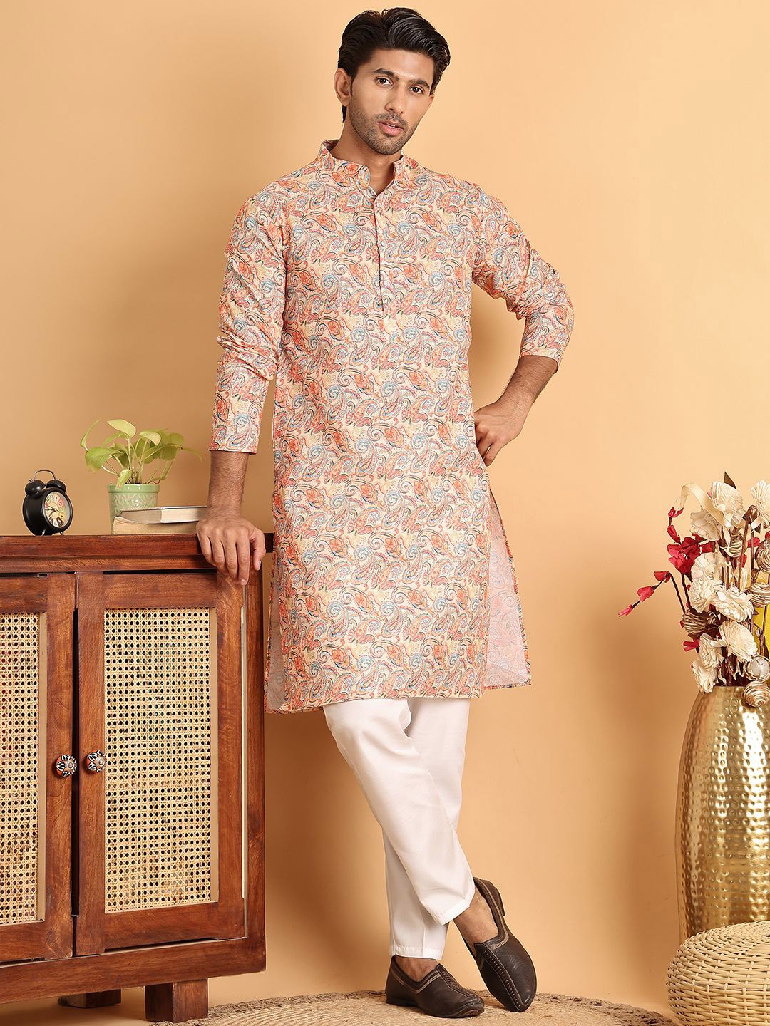 

Anouk Men Floral Printed Regular Kurta with Pyjamas, Orange