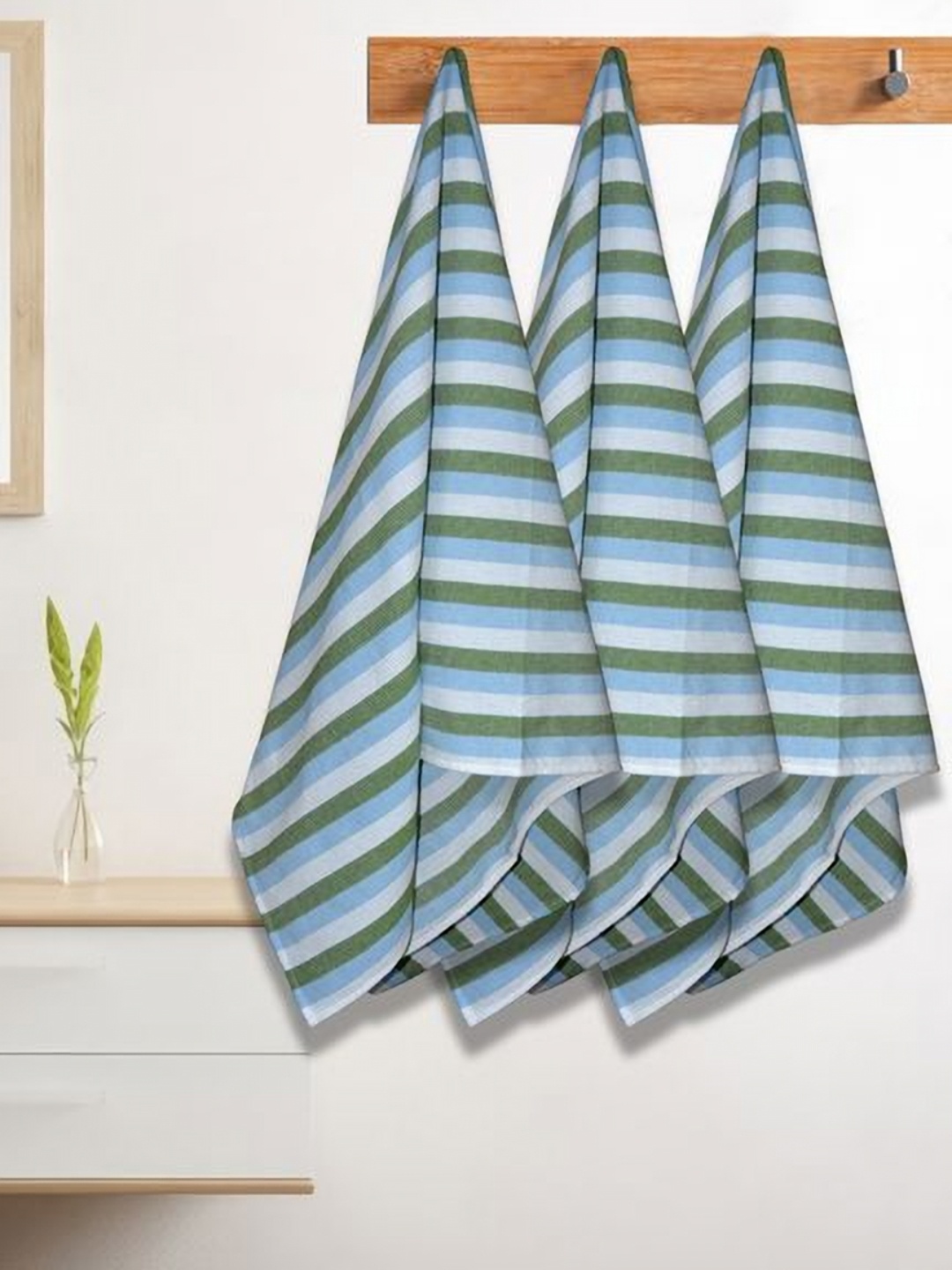 

Athom Living Iris Green & White 3 Pieces Striped Printed Cotton 210 GSM Bath Towels