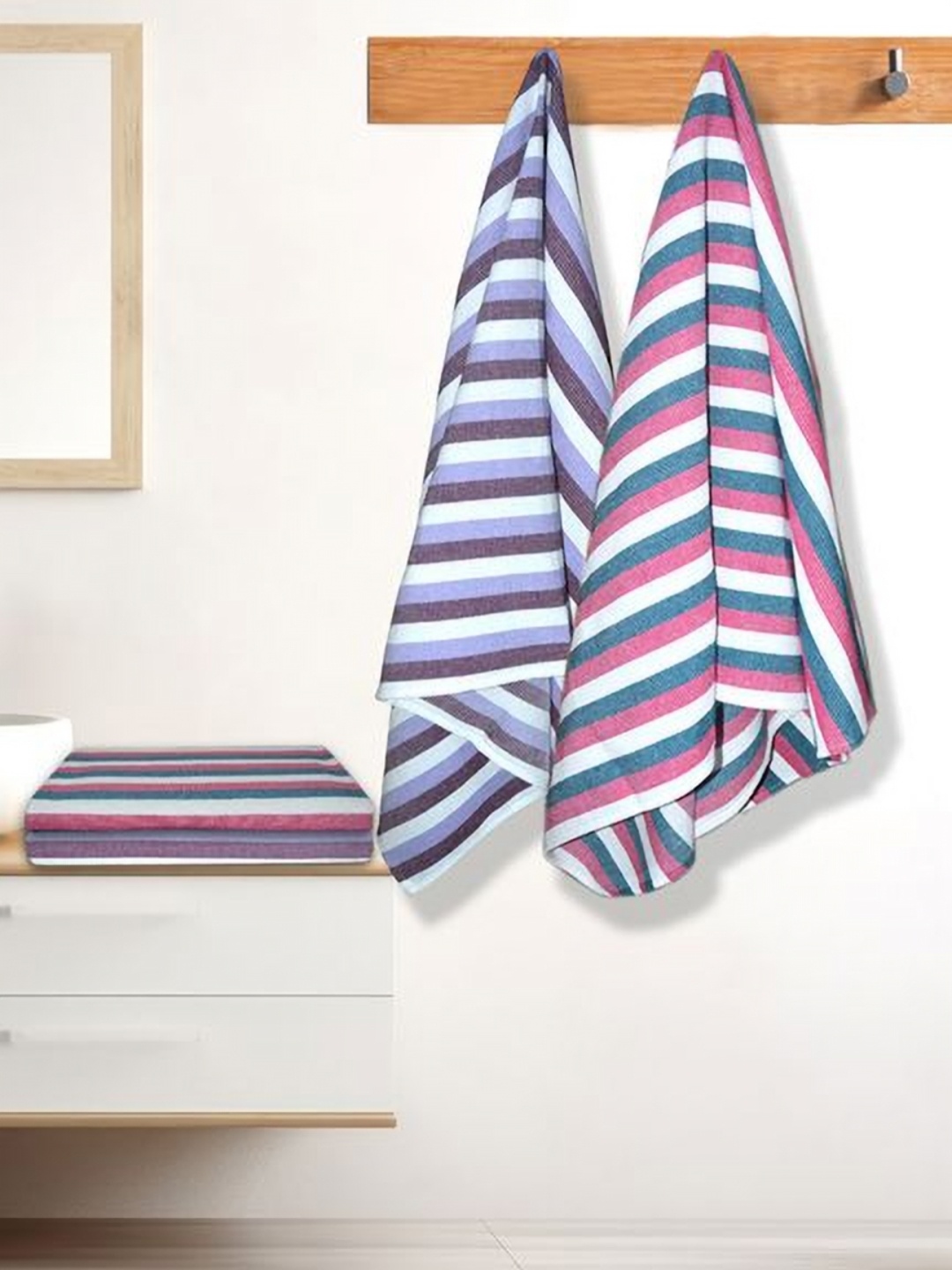 

Athom Living Iris Blue & Pink 4 Pieces Striped Cotton 210 GSM Bath Towels