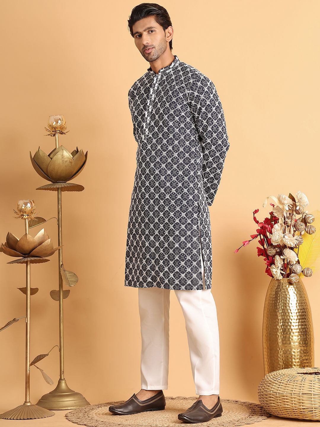 

Anouk Men Floral Embroidered Regular Sequinned Kurta with Pyjamas, Navy blue