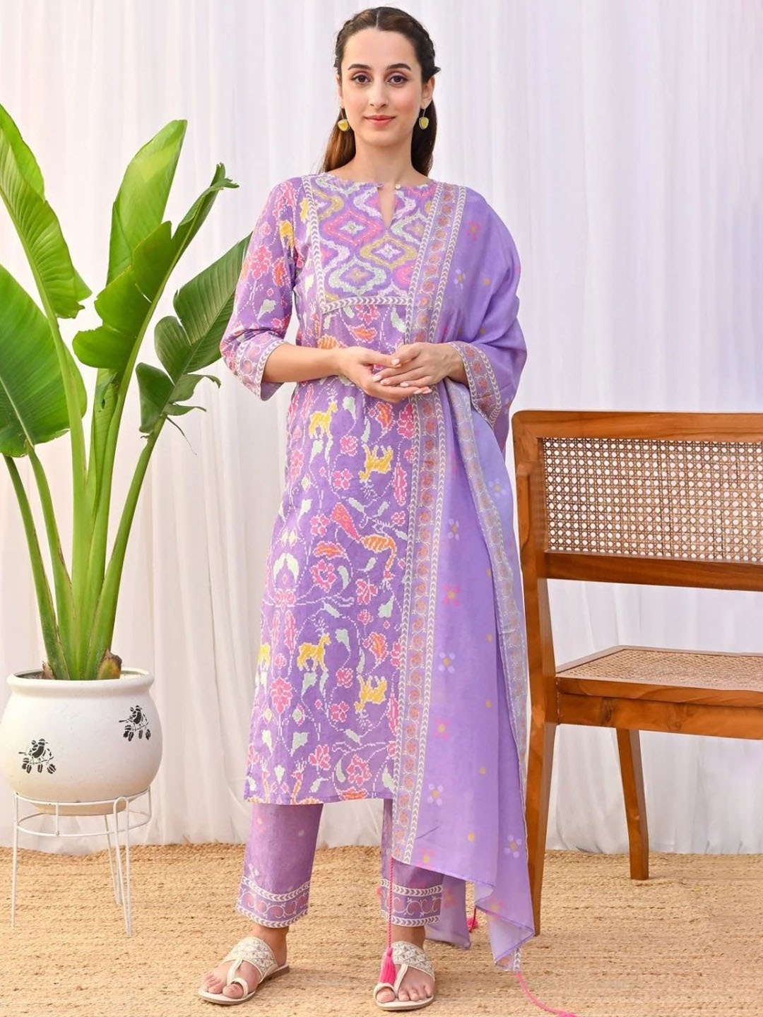 

Shatanuvart Export Women Printed Regular Kurta with Trousers & With Dupatta, Lavender