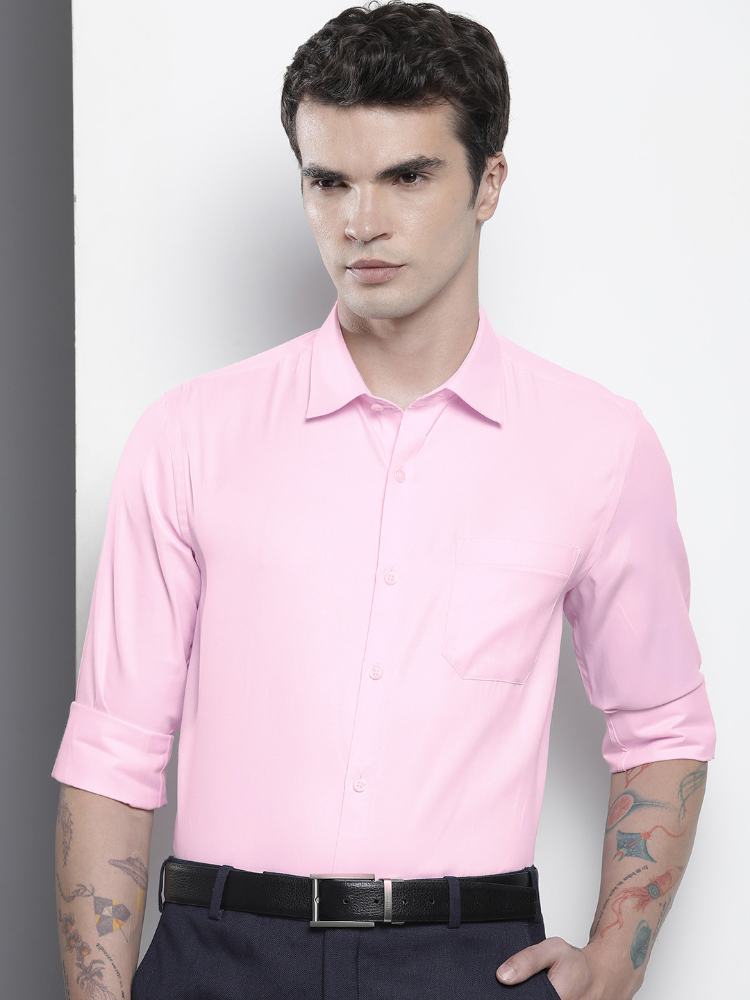 

The Indian Garage Co. X Luxe Men Slim Fit Opaque Formal Shirt, Pink