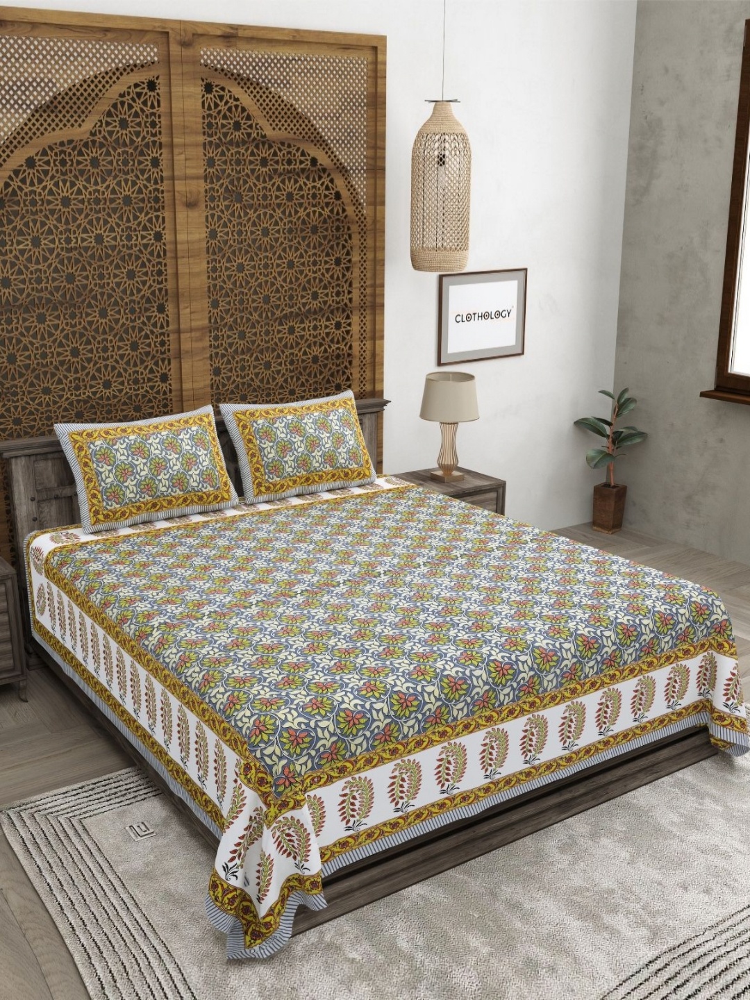 

CLOTHOLOGY Grey Floral Printed 180 TC Pure Cotton King Bedsheet Set 2.75 m x 2.25 m