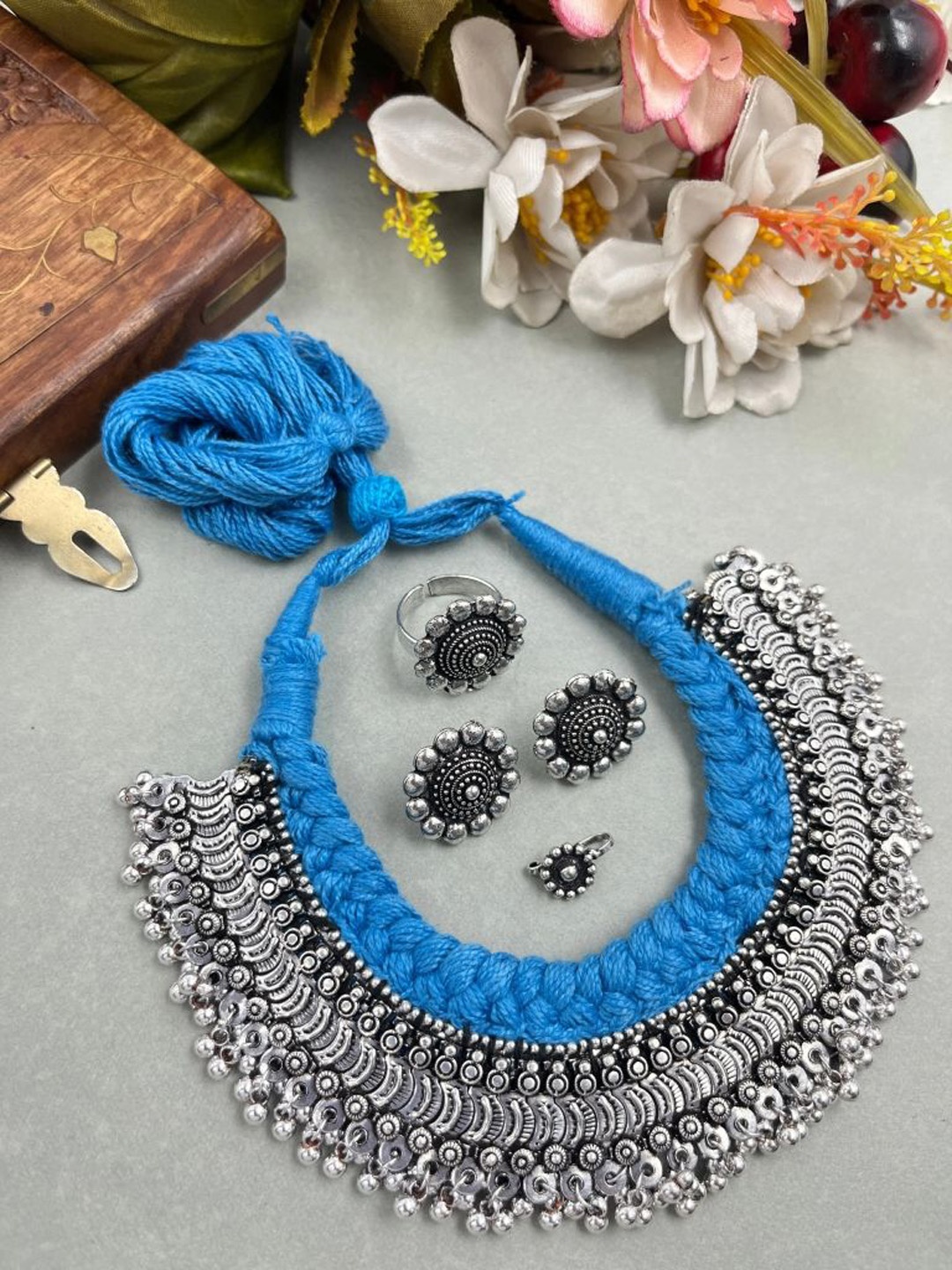 

NAMAN ARTS Ghungroo Silver-Plated Oxidised Choker Jewellery Set