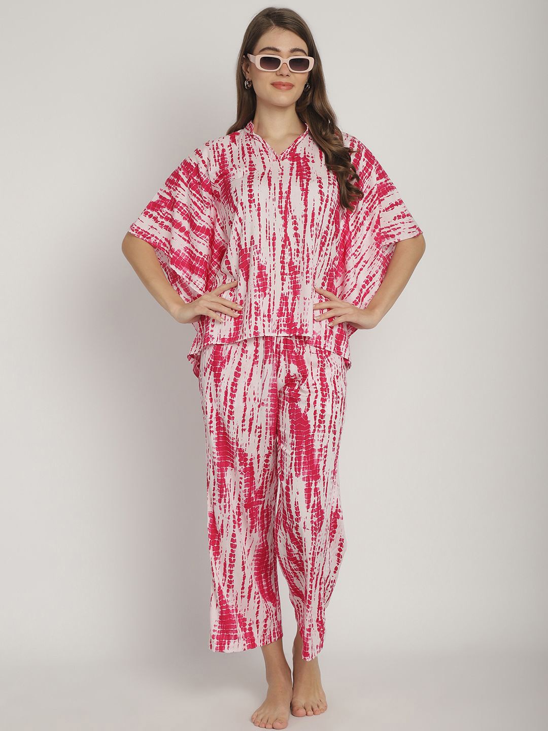 

Blissence Women Tie and Dye Printed Kaftan & Pajama Co-Ords Night suit, Pink