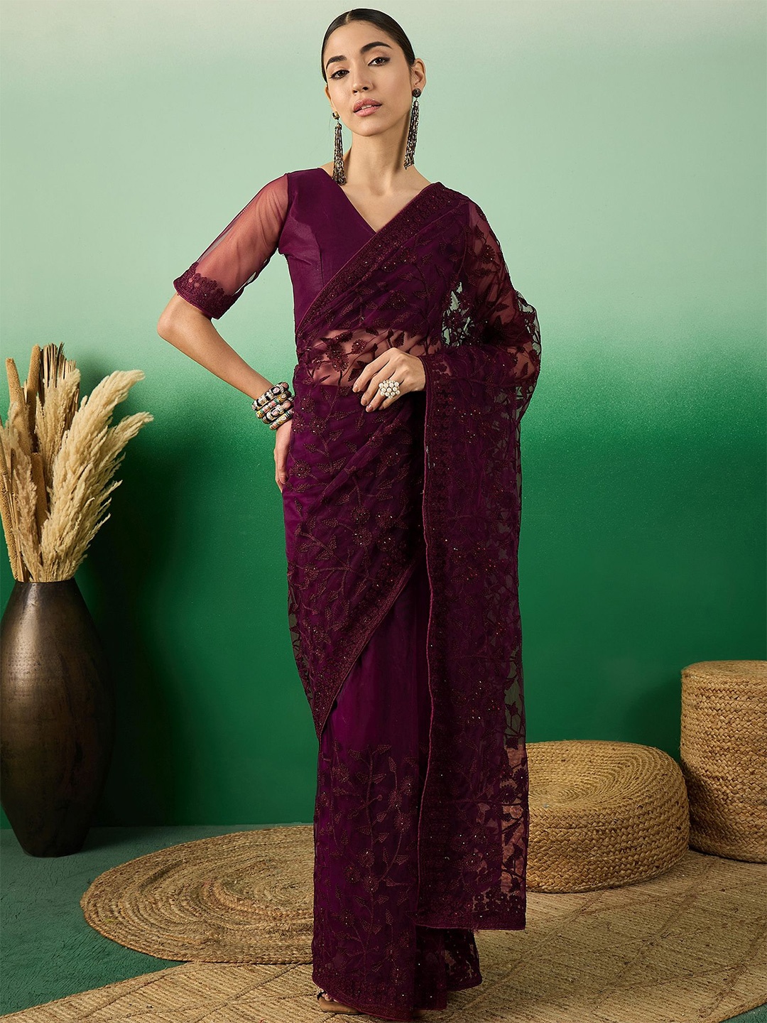 

Suha Floral Embroidered Supernet Saree, Maroon