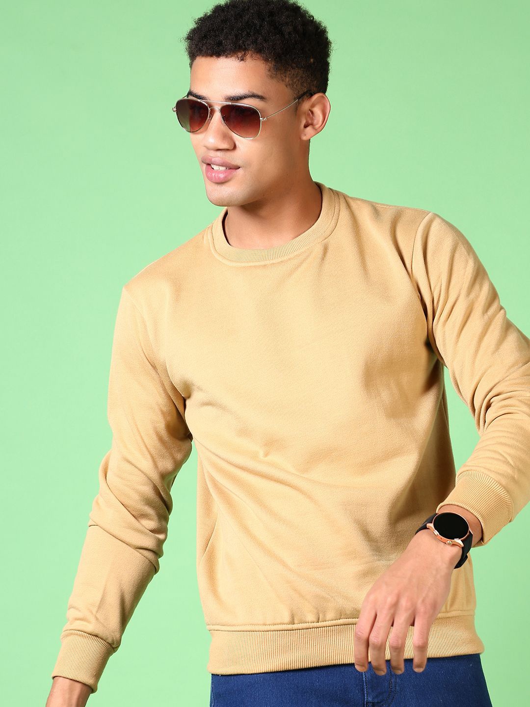 

V-Mart Men Sweatshirt, Yellow