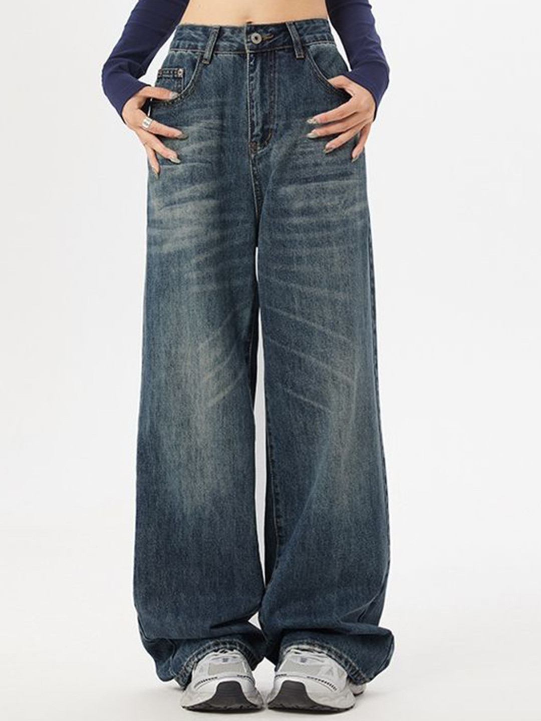 

LULU & SKY Women Wide Leg High-Rise Highly Distressed Light Fade Jeans, Blue