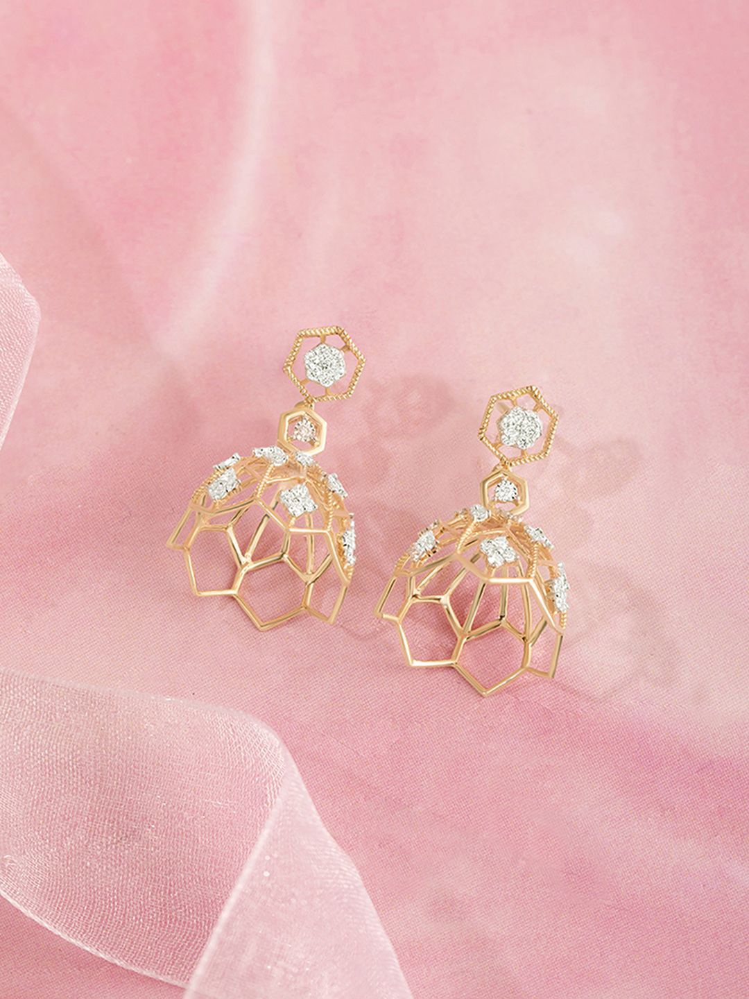 

Mia by Tanishq Women 14 Kt Gold Earrings 5.19gm, Yellow