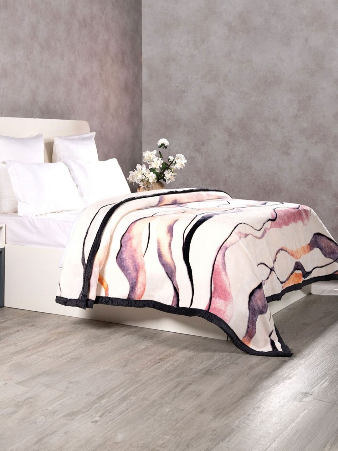 

MYTRIDENT Brown & White Double Bed Blanket