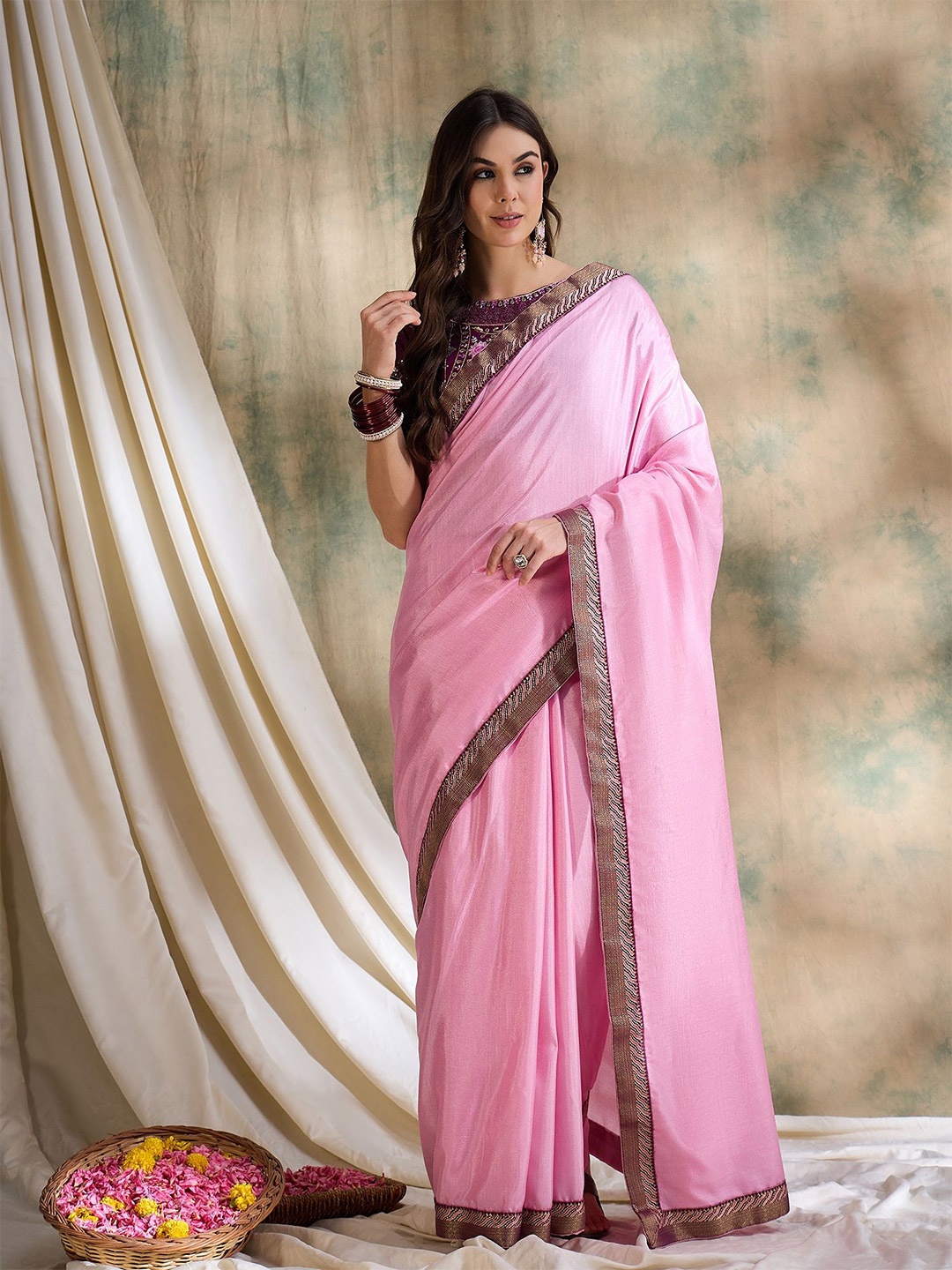

Suha Zari Art Silk Saree, Pink