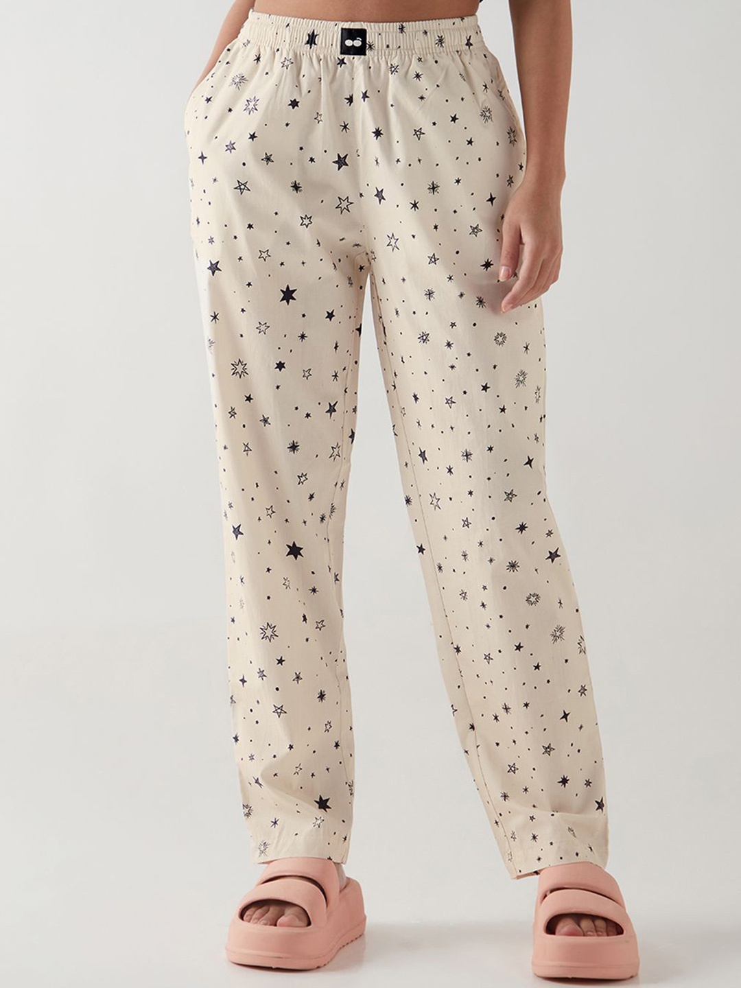 

Bewakoof Women Graphic Printed Pyjama, Cream