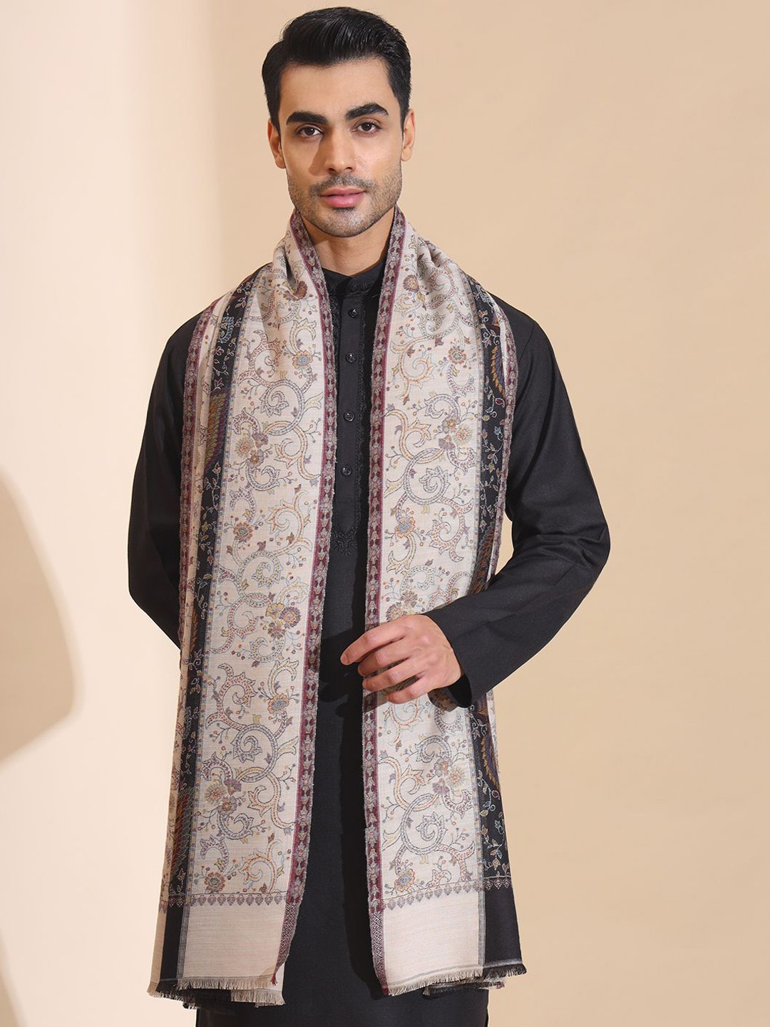 

Zamour Men Ethnic Motifs Woven Design Shawl, Black