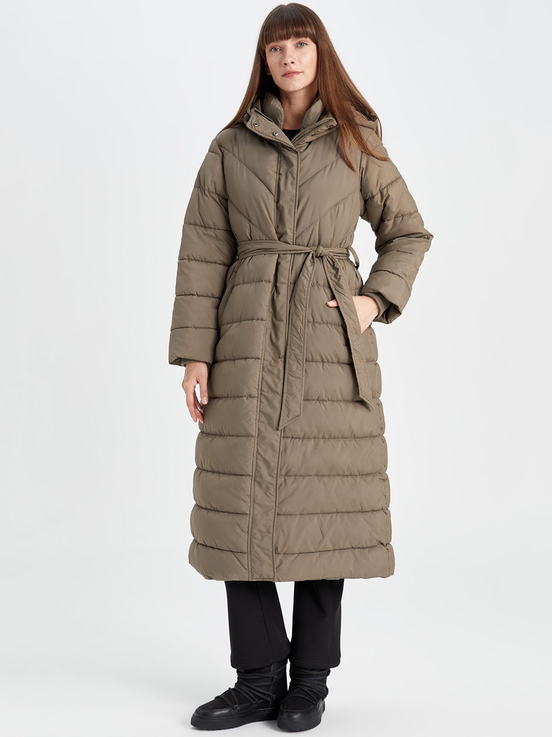 

DeFacto Women Longline Puffer Jacket, Na