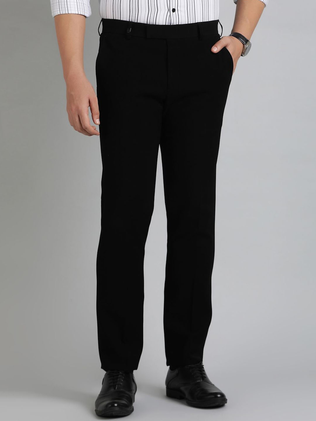 

JB STUDIO Men Slim Fit Trousers, Black
