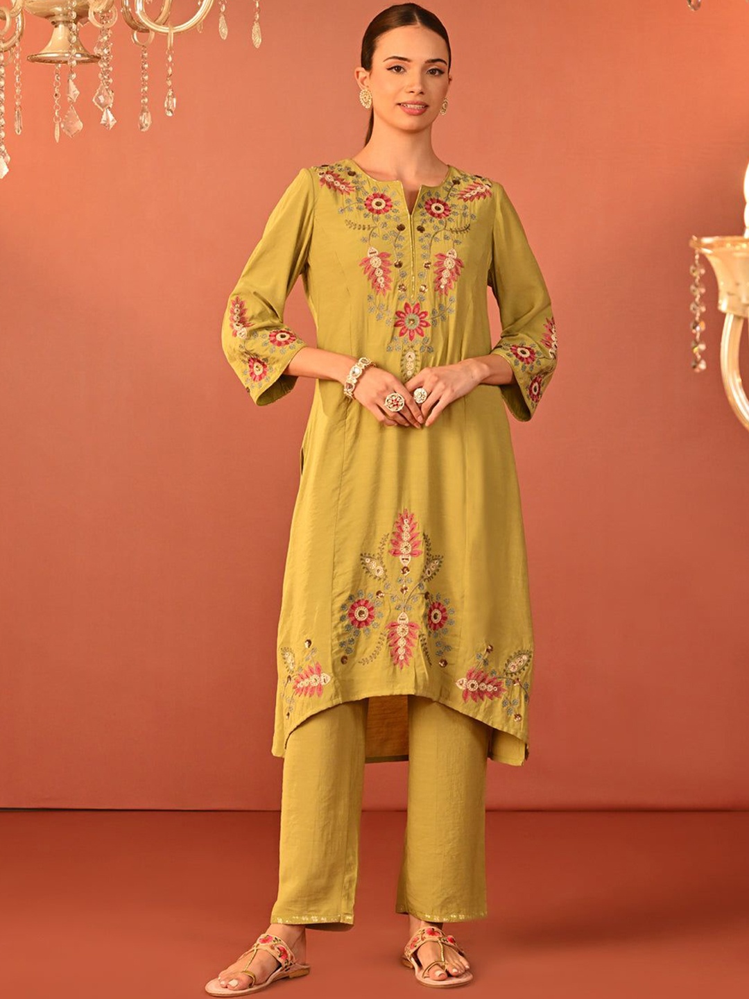 

Lakshita Embroidered Tunic With Trousers Co-Ords, Green