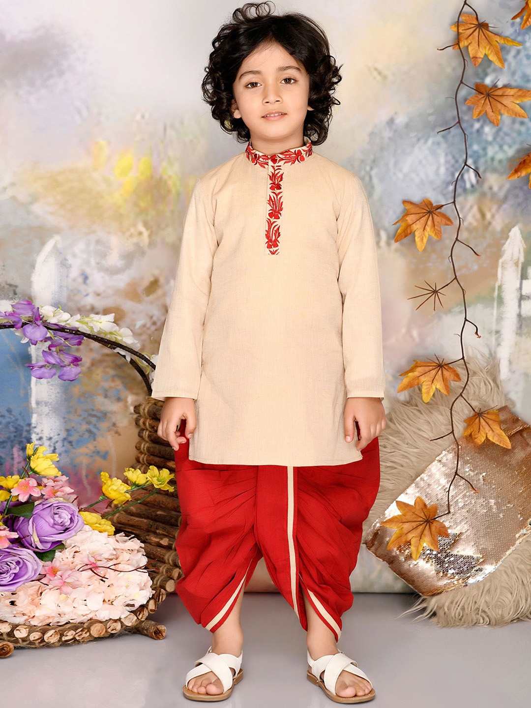 

MUDKID Boys Ethnic Motifs Embroidered Regular Thread Work Pure Cotton Kurta with Dhoti Pants, Beige