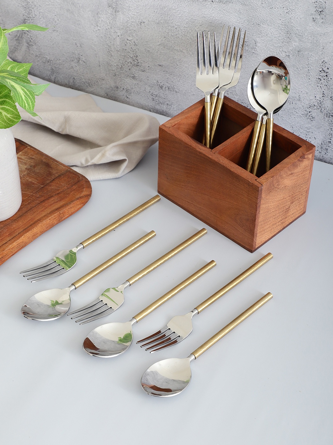 

VarEesha Harmony Gold-Toned 12 Pieces Stainless Steel Table Spoons