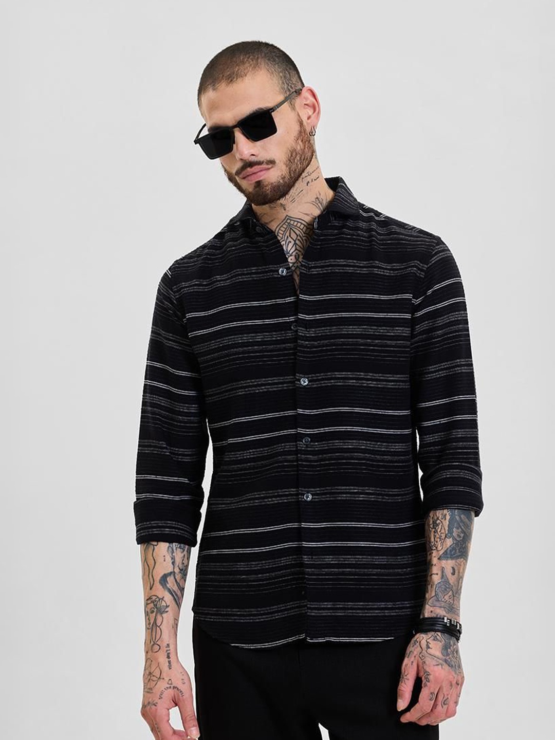 

Snitch Men Smart Slim Fit Horizontal Stripes Opaque Striped Casual Shirt, Black