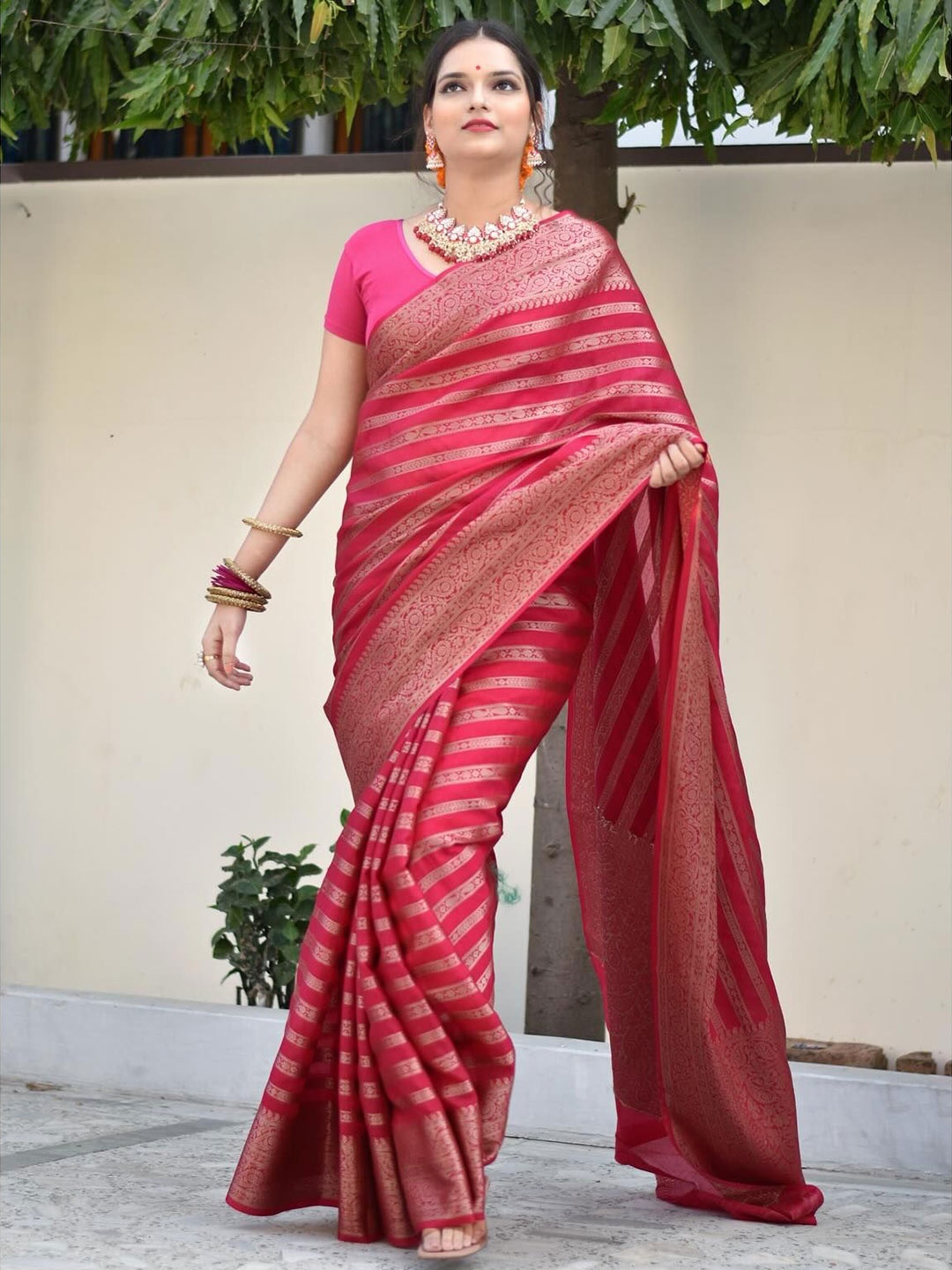 

KALINI Woven Design Zari Silk Blend Banarasi Saree, Pink