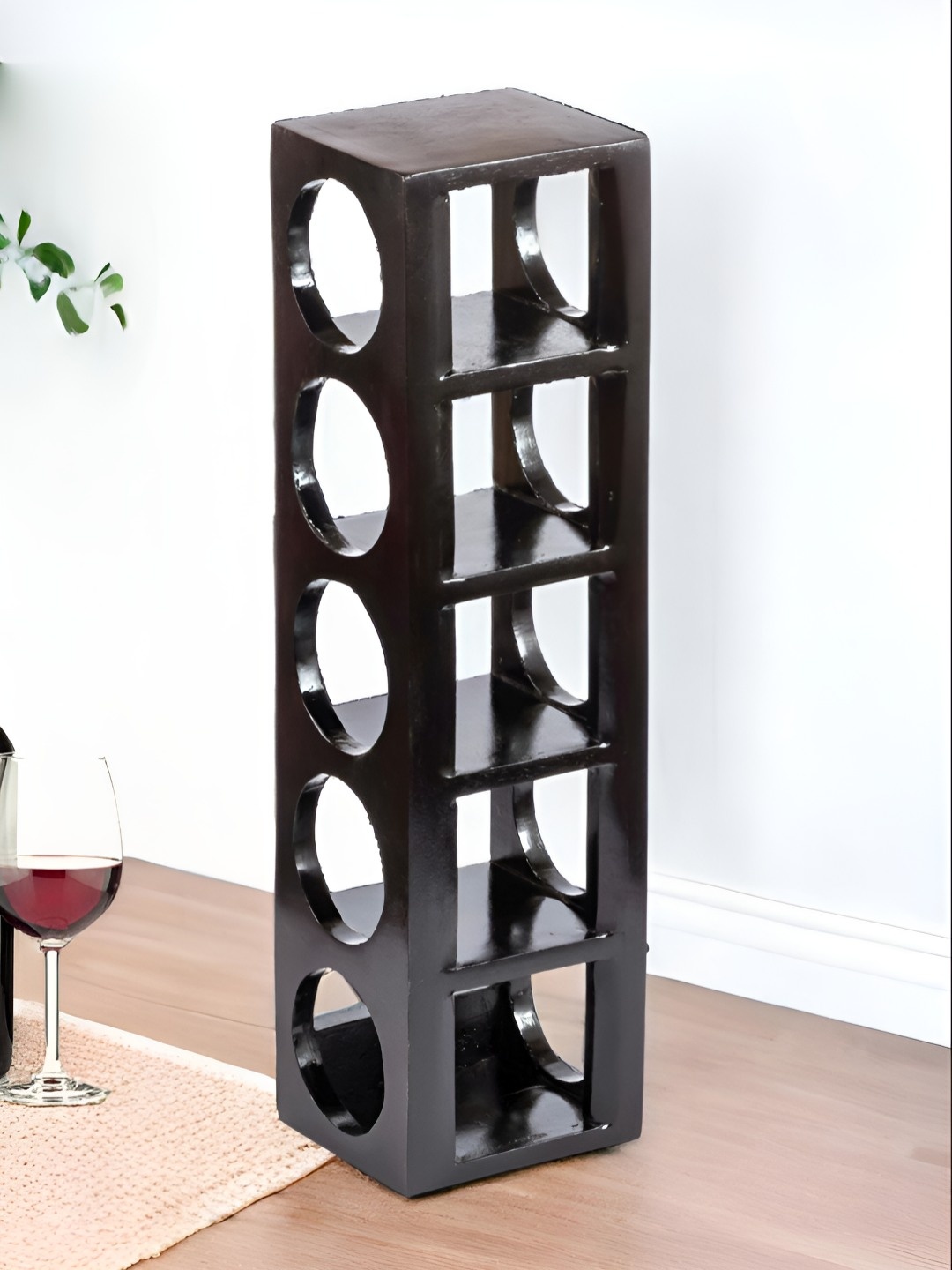 

Ikiriya Unisex Black Wine Racks