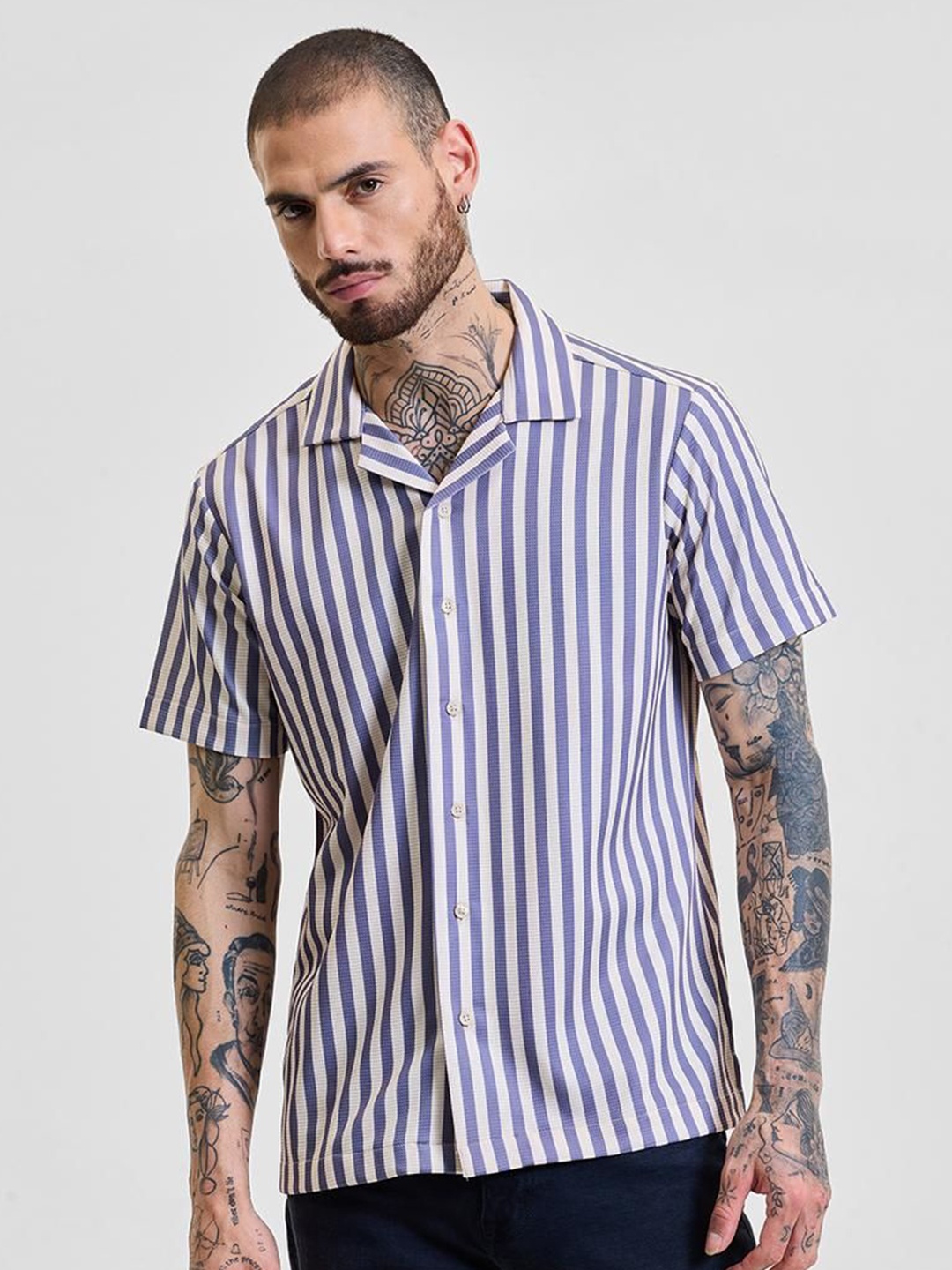 

Snitch Men Relaxed Boxy Opaque Striped Casual Shirt, Blue