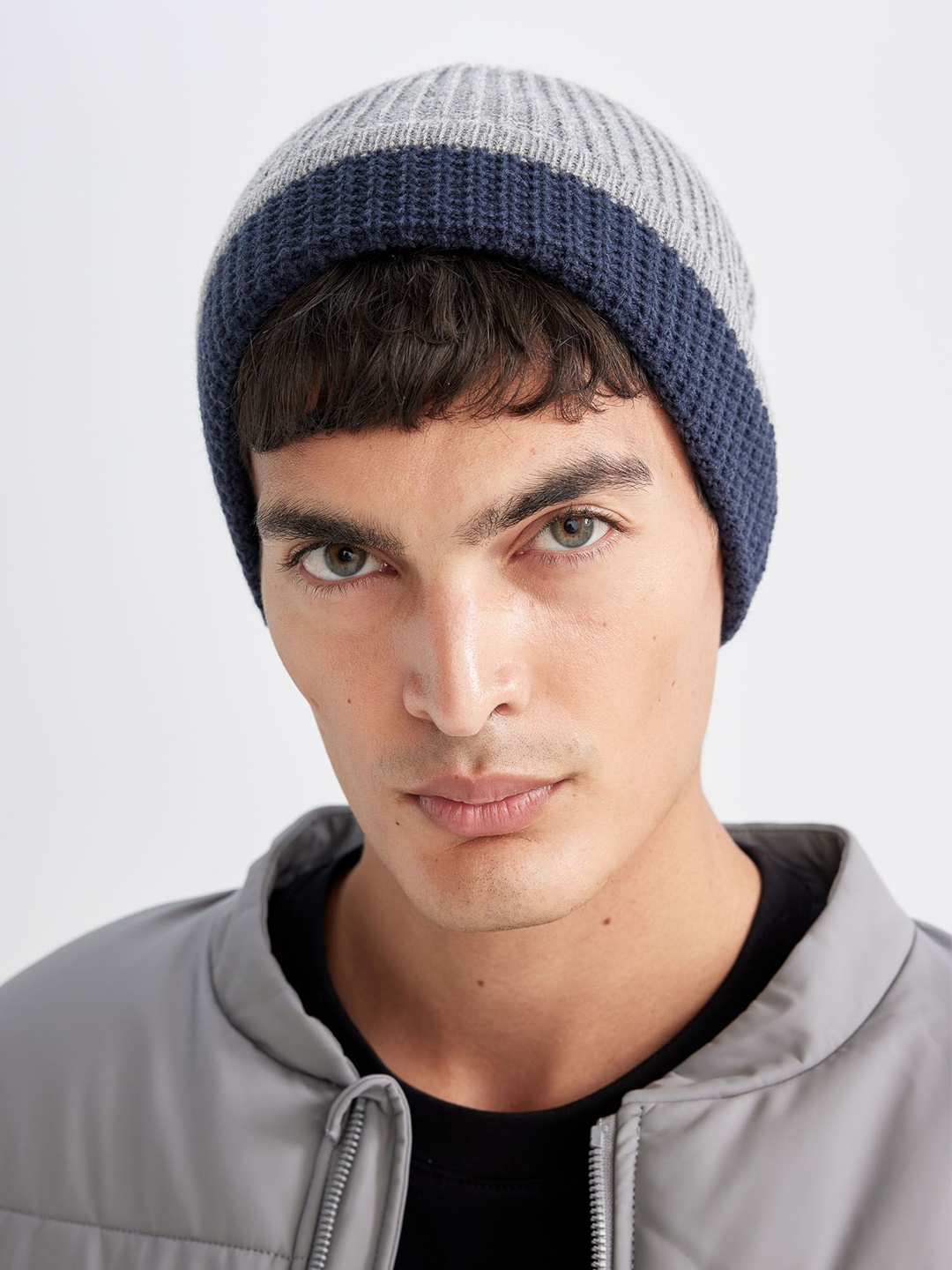 

DeFacto Men Beanie, Grey