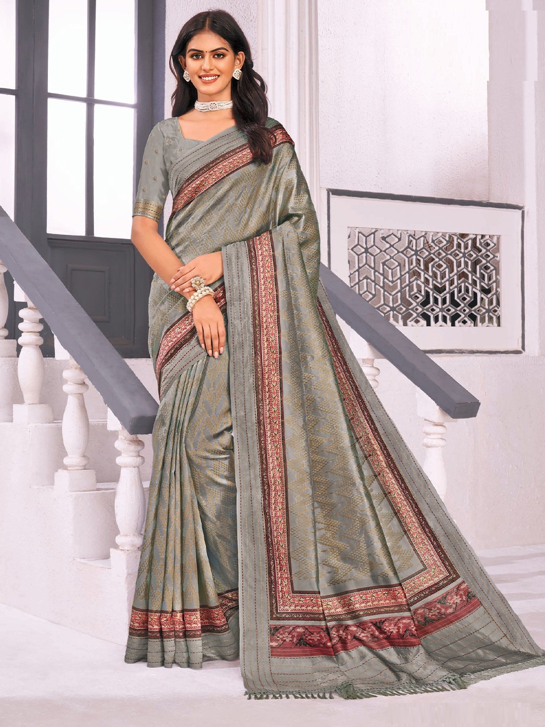 

MAHALASA Ethnic Motifs Kanjeevaram Saree, Grey