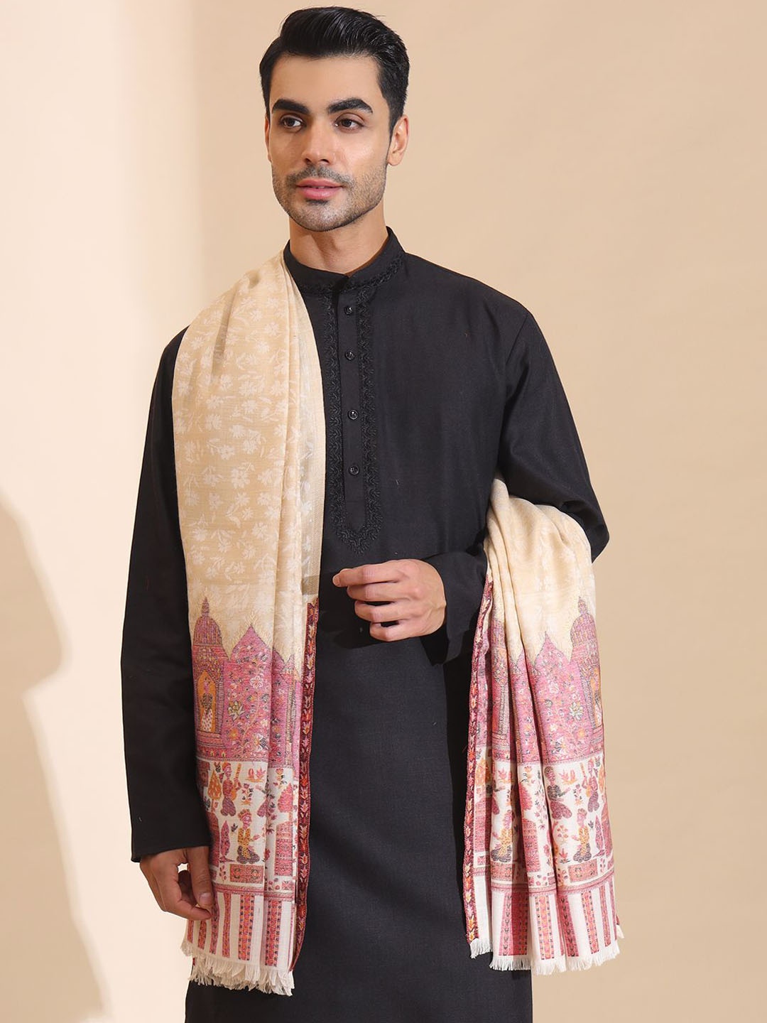 

Zamour Men Ethnic Motifs Woven Design Shawl, Off white