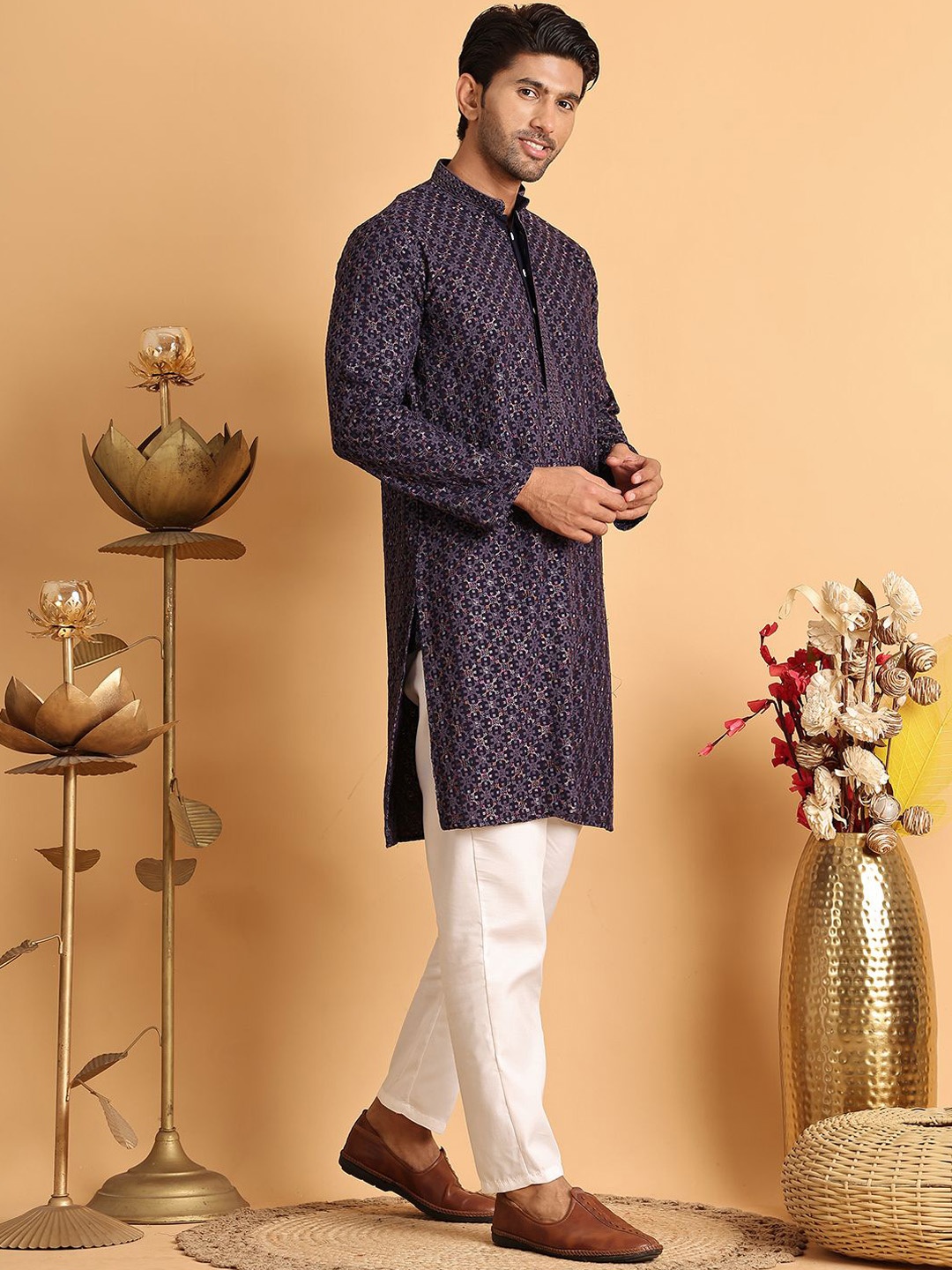 

Anouk Men Embroidered Regular Chikankari Kurta with Pyjamas, Purple