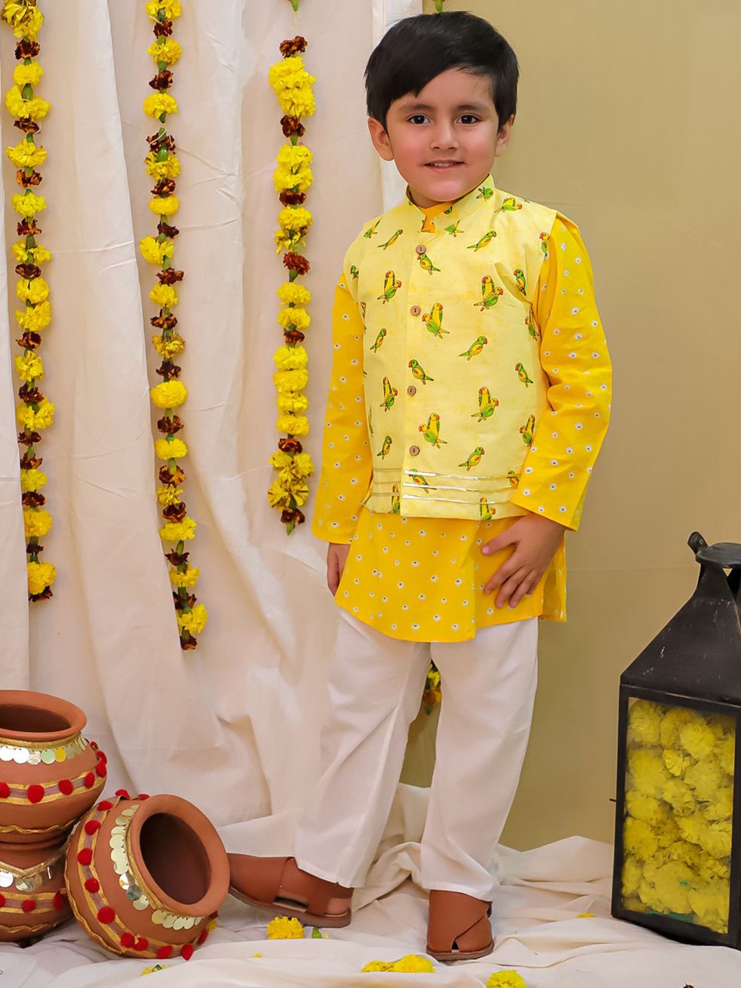 

KID1 Boys Printed Regular Pure Cotton Kurta with Pyjamas, Yellow