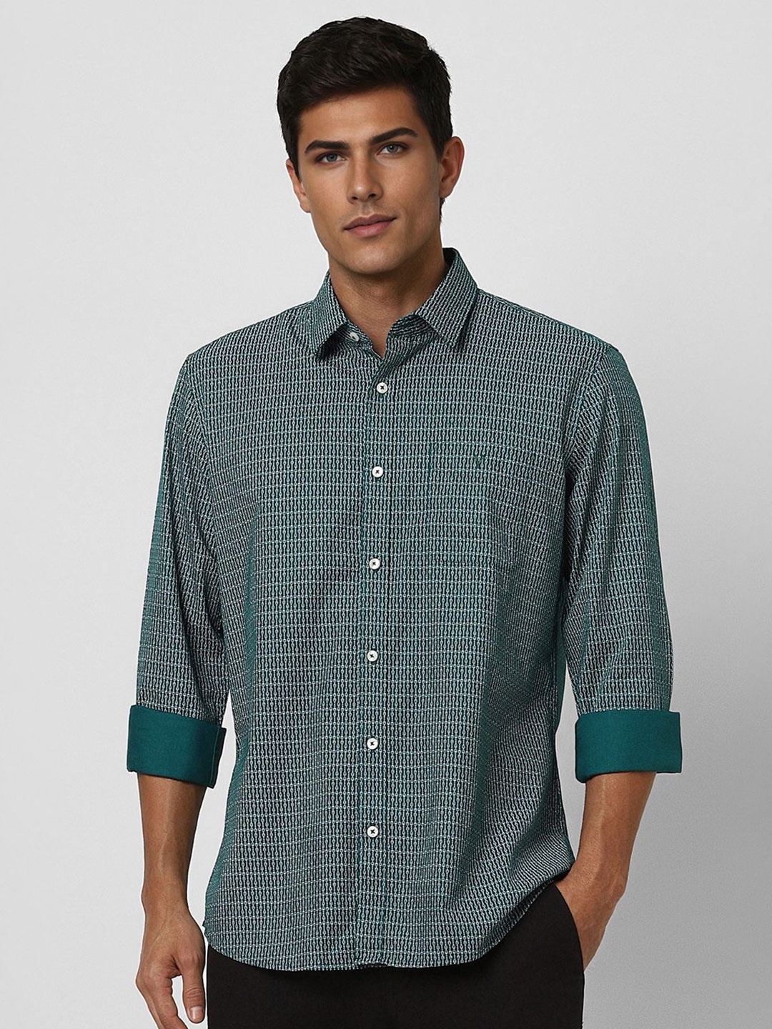 

Van Heusen Sport Men Slim Fit Opaque Printed Casual Shirt, Green