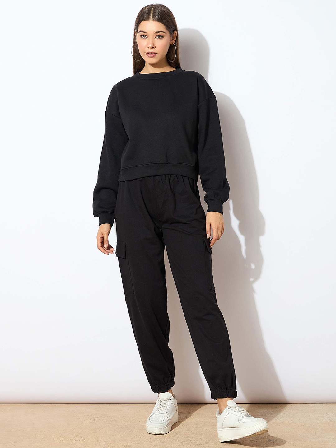 

SASSAFRAS Round Neck Sweatshirt With Joggers Co-Ords, Black