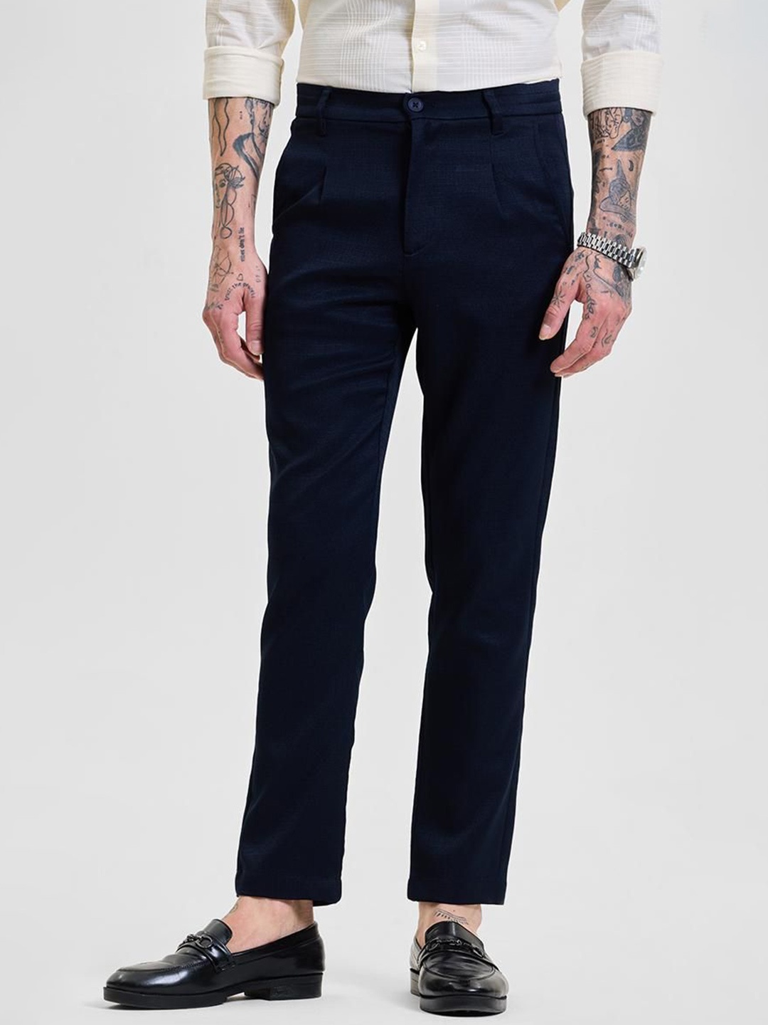 

Snitch Men Smart Slim Fit Pleated Formal Trousers, Navy blue