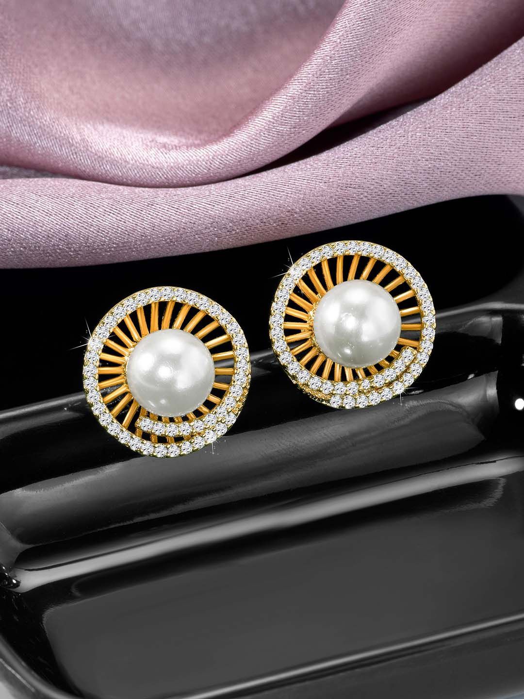 

Peora Contemporary Studs Earrings, Gold