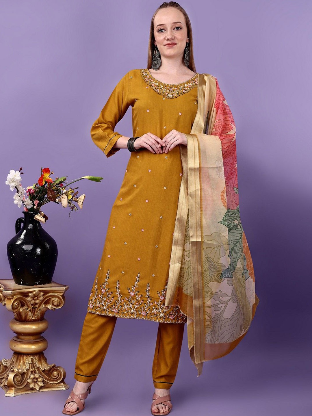 

BERISTON Women Ethnic Motifs Embroidered Regular Thread Work Kurta with Trousers & With Dupatta, Mustard