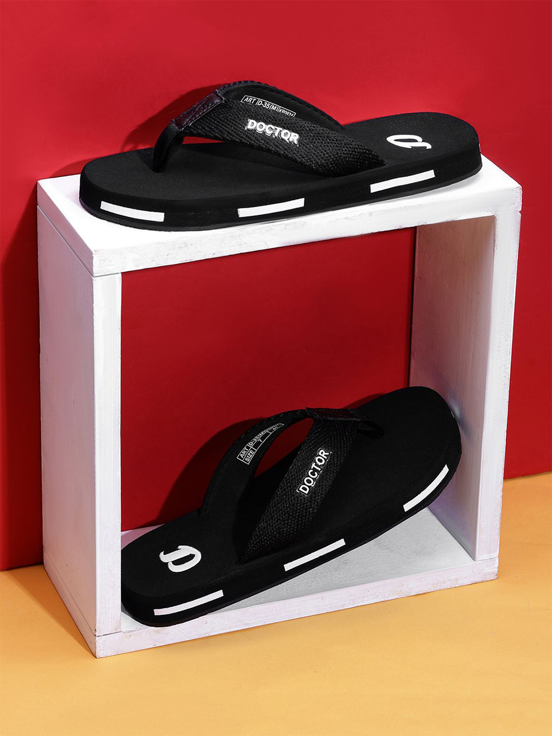 

DOCTOR EXTRA SOFT Men Printed Rubber Slip-On Thong Flip-Flops, Black