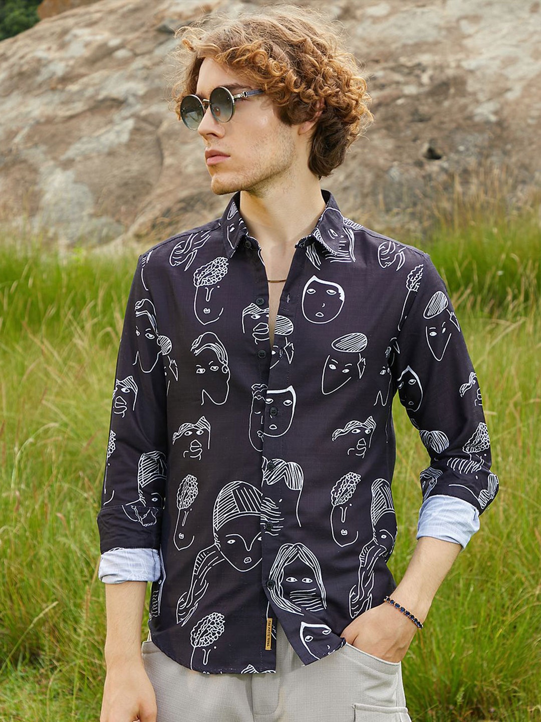 

Campus Sutra Men Comfort Opaque Printed Casual Shirt, Black