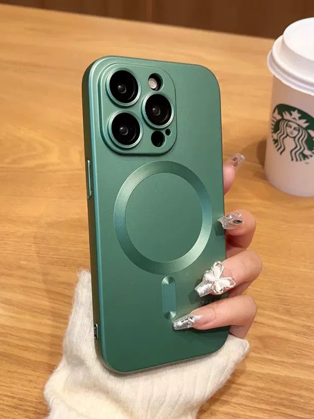 

Luxury Kase Solid Printed iPhone 16 Pro Back Case Mobile Accessories, Green