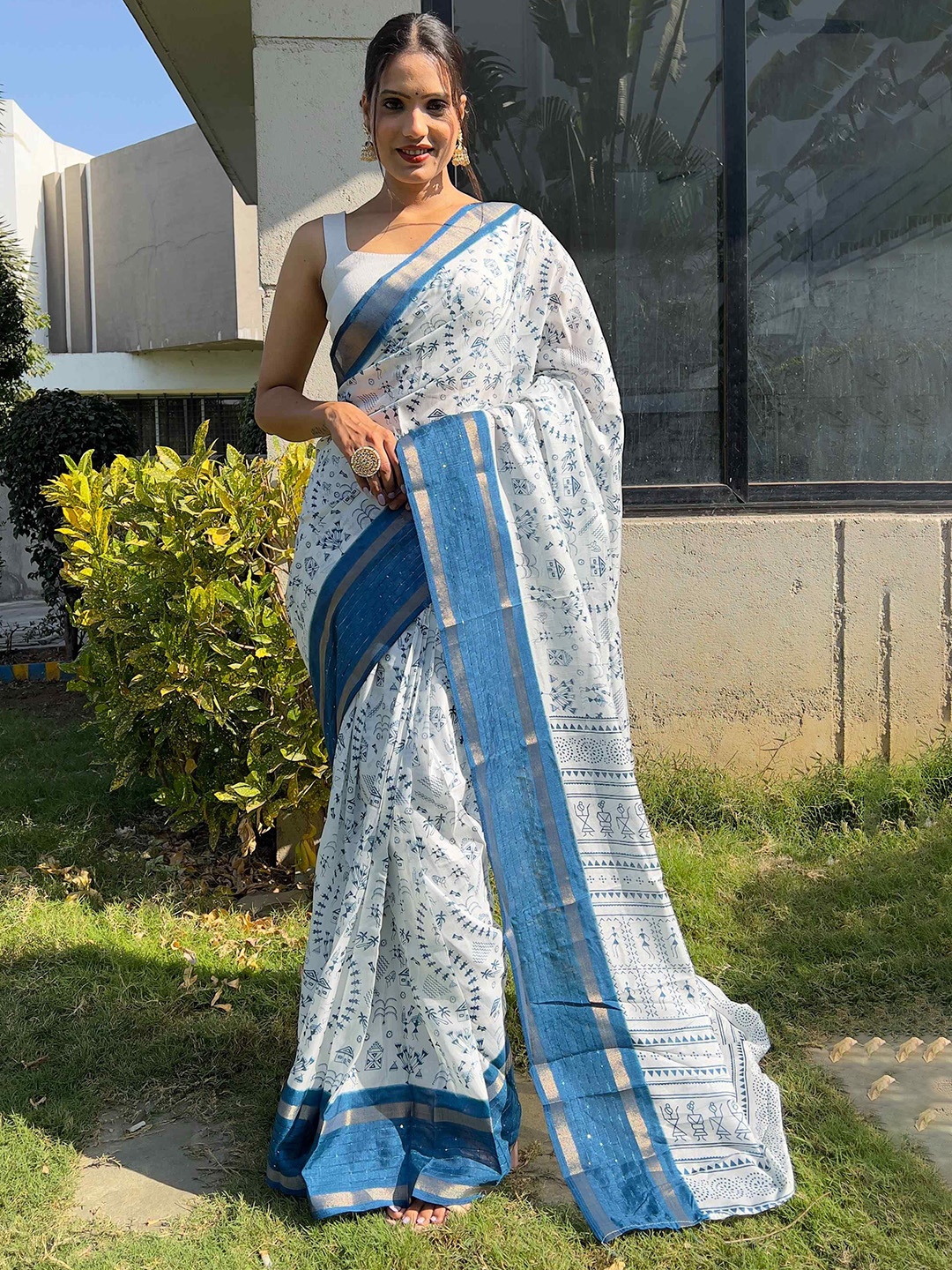 

HERE&NOW Kalamkari Zari Silk Blend Ready to Wear Saree, Blue