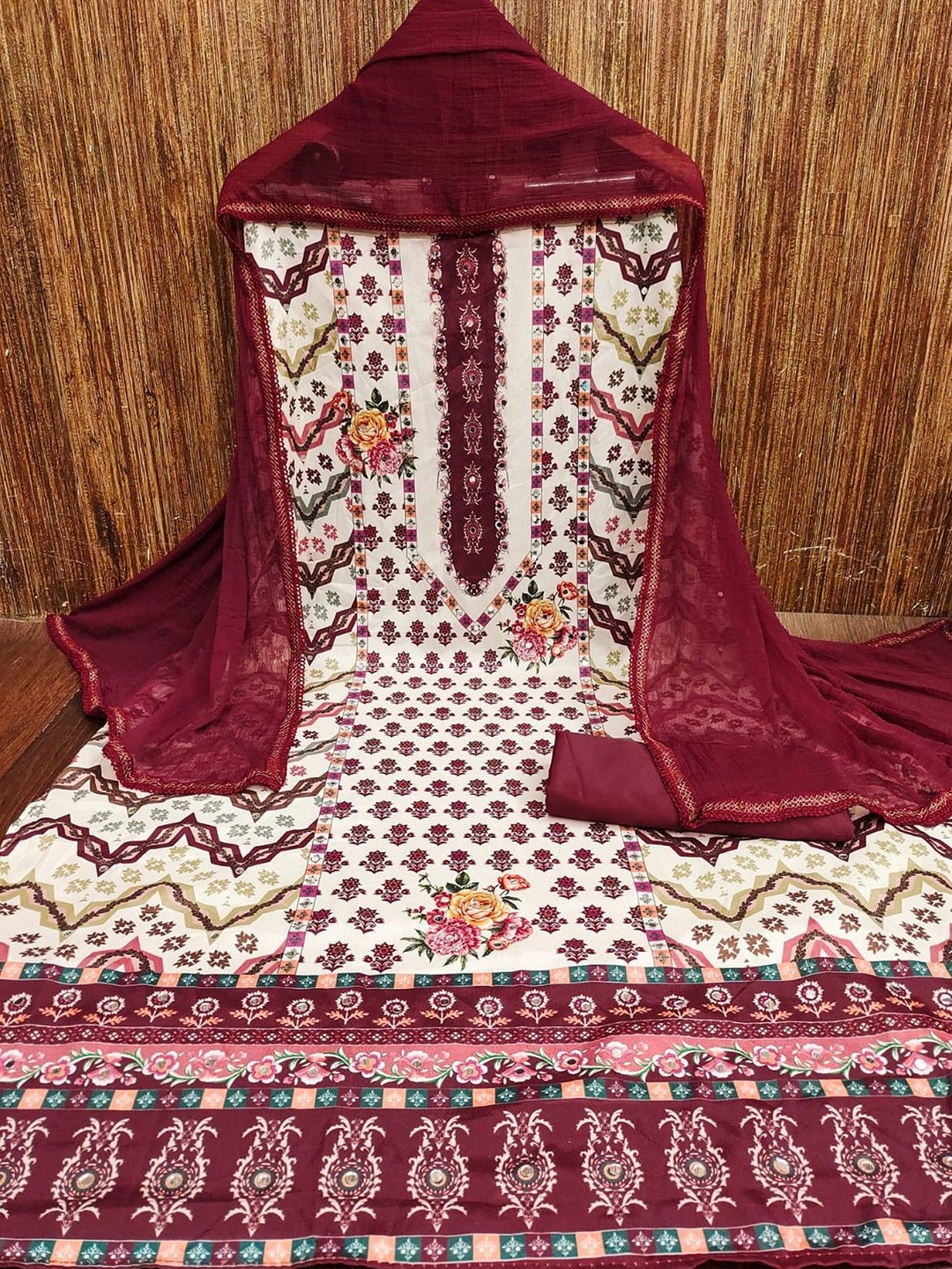 

mimi design Unstitched Dress Material, Maroon