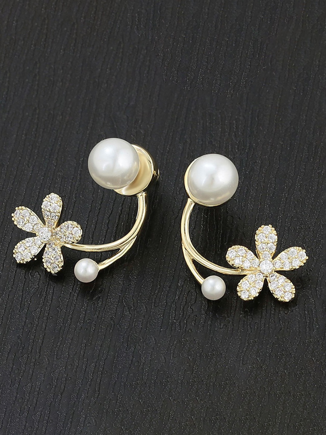 

PolluxCraft Geometric Studs Earrings, White