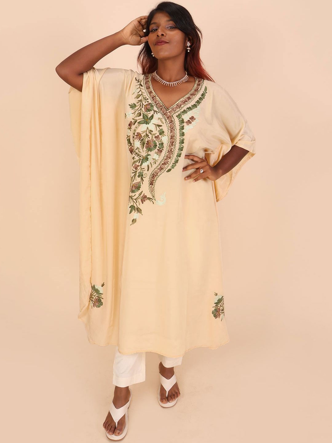 

Avishya Women Handloom Sozni Embroidered Crepe Silk Kaftan Kurta, Beige
