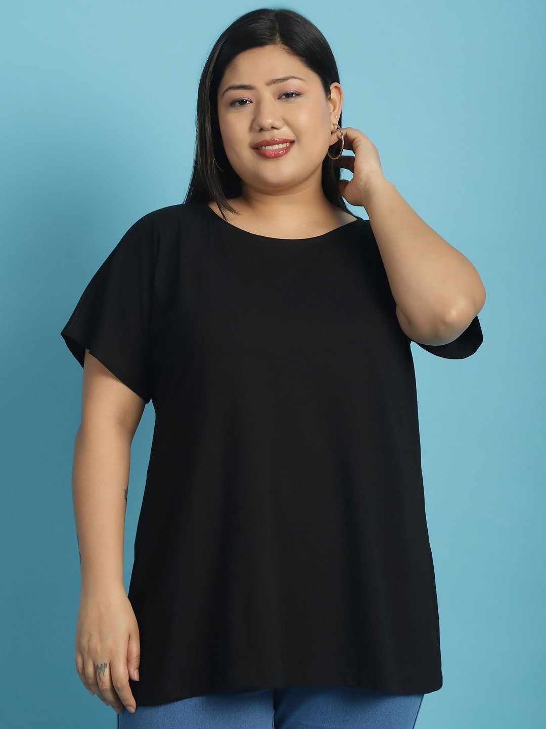 

theRebelinme Women T-shirt, Black